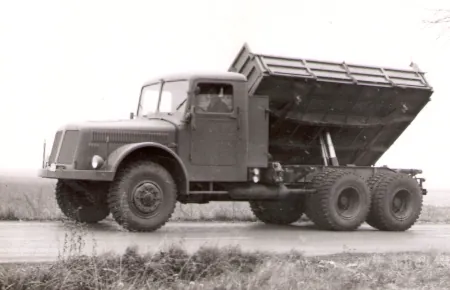 Nákladní vůz Tatra 111
