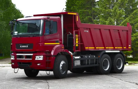 Kamaz je jedním z nových ruských zákazníků Jihostroje, používá hydraulická čerpadla pro sklápění korby